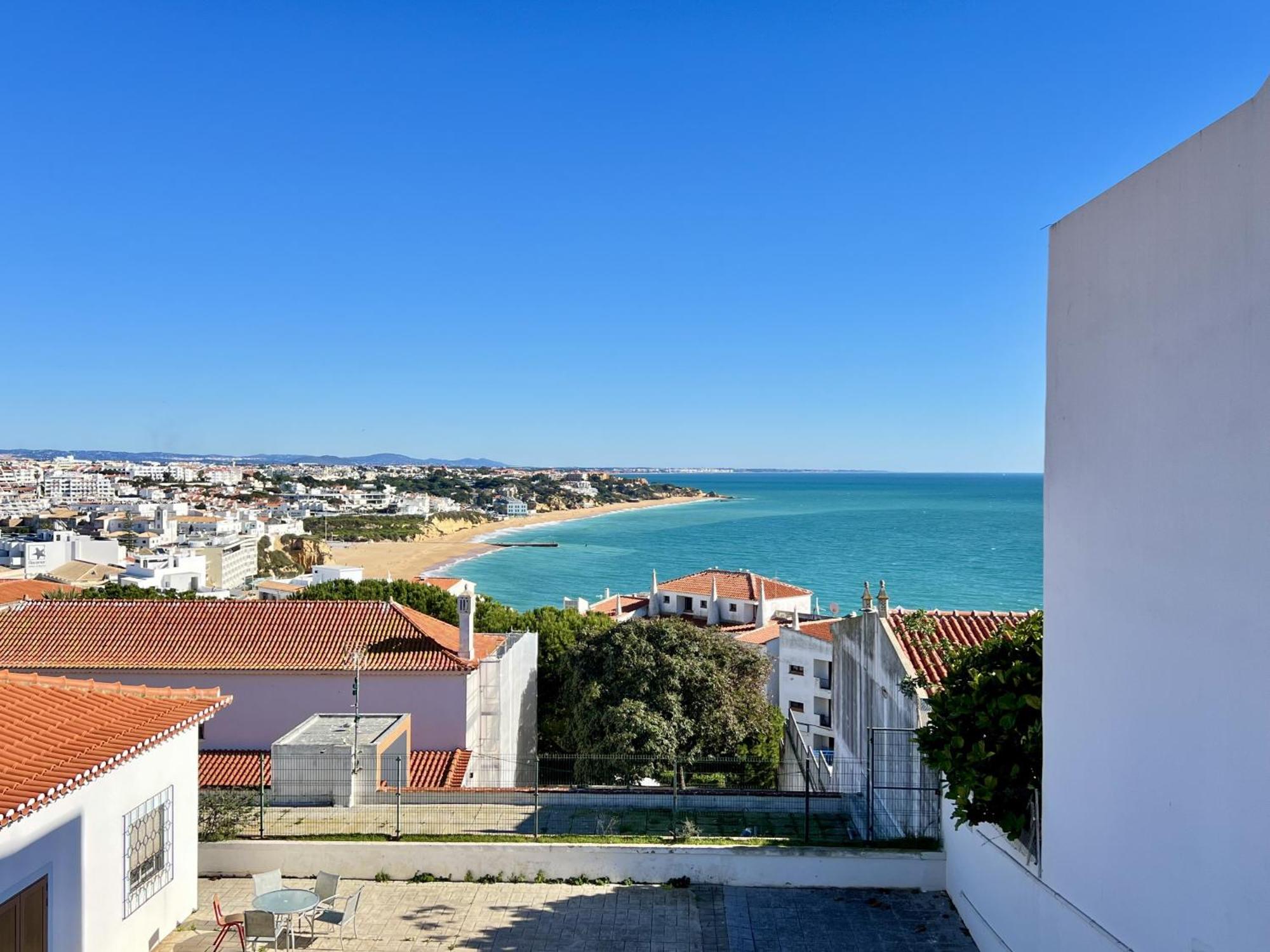 Stylish 2 With Pool By Homing Appartement Albufeira