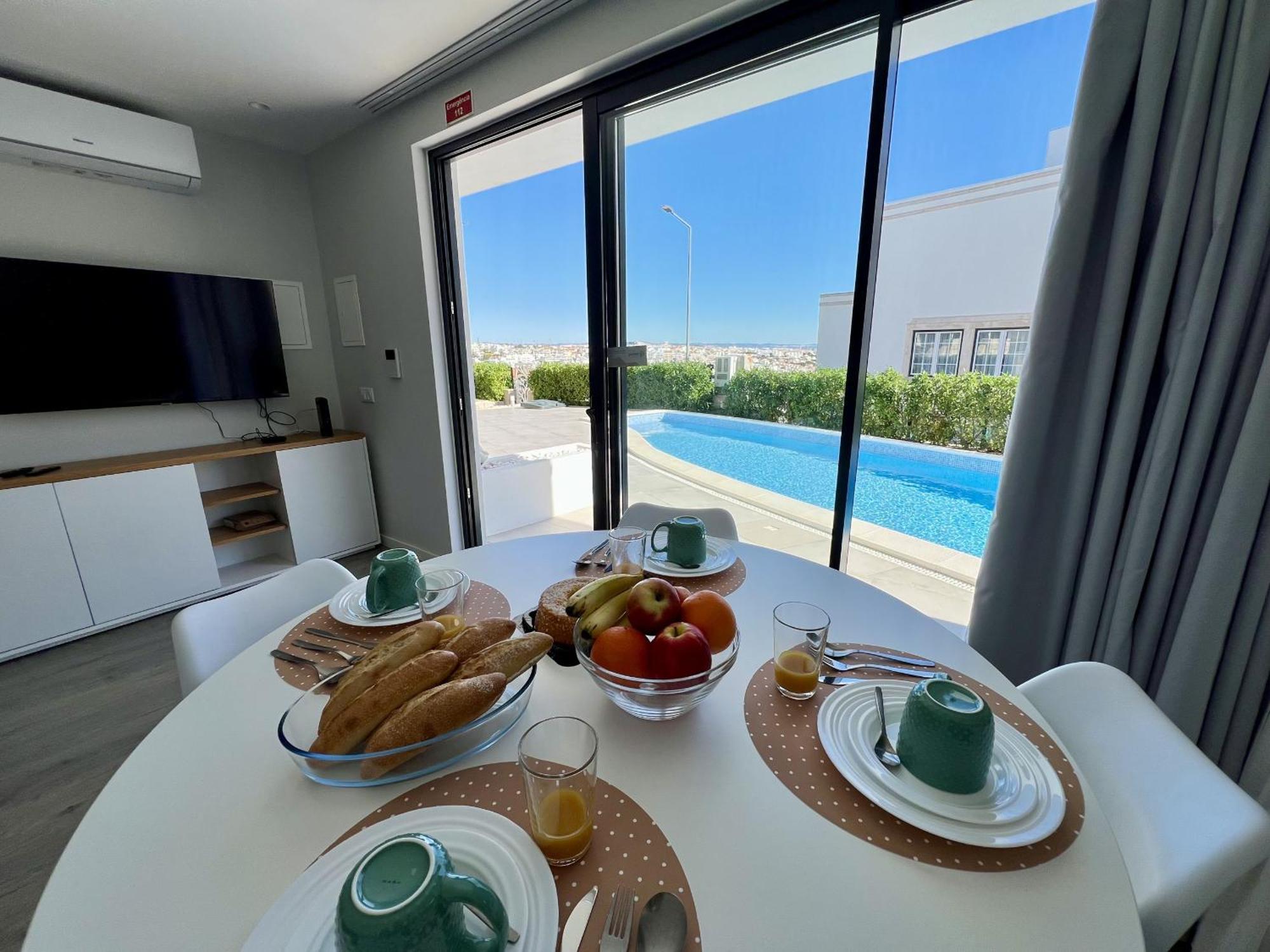 Appartement Stylish 2 With Pool By Homing