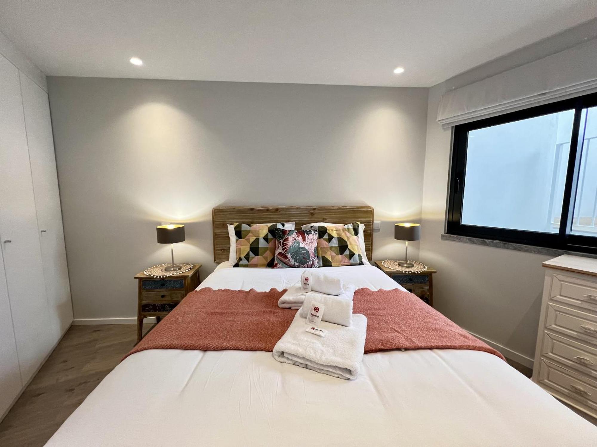 Stylish 2 With Pool By Homing Appartement *
